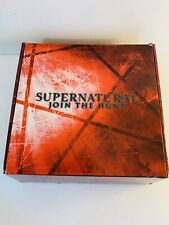 Serie de TV Culturefly Supernatural Join The Hunt Caja Pequeña NOB segunda mano  Embacar hacia Mexico