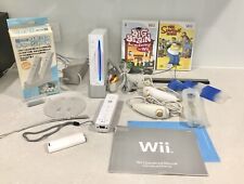 Usado, Consola Nintendo Wii - Controlador y Nunchucks, 2 juegos, baterías recargables + segunda mano  Embacar hacia Argentina