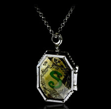 Colar Harry Potter medalhão horcrux amuleto lembranças de Hogwarts *VENDEDOR DO REINO UNIDO comprar usado  Enviando para Brazil