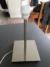 Massive-TABLE MÉTALLIQUE/Lampe de chevet support. H-32 cm. légèrement utilisé. d'occasion  Expédié en Belgium