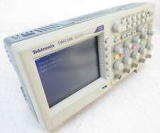 Tektronix TBS1104 100MHz 1GS/s Osciloscópio Digital 4 canais - 111 ciclos de energia comprar usado  Enviando para Brazil