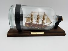 1780 Fragata Espanola Barco em uma garrafa de vidro em uma base de madeira comprar usado  Enviando para Brazil