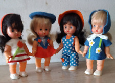 Gruppo mini bamboline usato  Milano