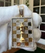 Colgante rey de mesa de ajedrez moissanita corte redondo de 3,20 quilates enchapado en oro amarillo 14 K segunda mano  Embacar hacia Argentina