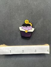 Alfiler de cupcake Loungefly Disney Villains caja ciega alfileres de esmalte - Reina malvada segunda mano  Embacar hacia Argentina