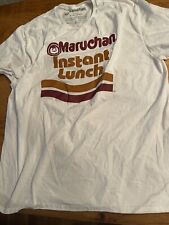 Camiseta gráfica Maruchan almuerzo instantáneo ramen fideos 2XL segunda mano  Embacar hacia Argentina