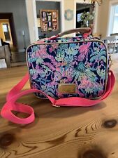 Lancheira com isolamento térmico Lilly Pulitzer Turtle Villa com alça ajustável em excelente estado usado! comprar usado  Enviando para Brazil