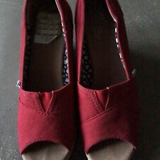 LADIES RED WEDGE PEEP TOE SHOES. by TOMS. size UK 6 US 8, used for sale  Shipping to South Africa