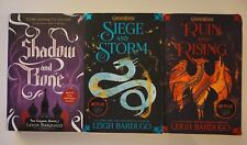 Juego en caja de la trilogía de sombras y huesos de Leigh Bardugo segunda mano  Embacar hacia Argentina