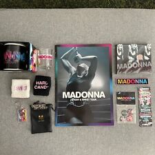 Madonna Sticky and Sweet Tour Bundle Programa Caneca Shot Glass Ring Chaveiro Botão comprar usado  Enviando para Brazil