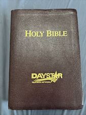 Biblia de estudio tópico completa Daystar KJV 2000, usado segunda mano  Embacar hacia Argentina