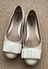 Ladies clarks ivory for sale  Shipping to Ireland