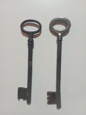 Coppia antiche chiavi usato  Vittorito
