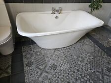 White freestanding bathtub for sale  BROMLEY