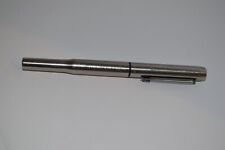 Usado, Pluma estilográfica vintage Parker flecha de acero cepillado. Barril reducido en la parte inferior segunda mano  Embacar hacia Argentina