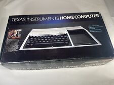 Computadora Texas Instruments TI-99/4A con cables de alimentación y caja original segunda mano  Embacar hacia Argentina