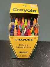 Crayones Crayola Binney & Smith 1985 vintage paquete de 48 con colores retirados segunda mano  Embacar hacia Argentina