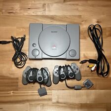 Testado! PlayStation 1, com 2 controles, manuais e cabos Play Station One fabricante de equipamento original, usado comprar usado  Enviando para Brazil