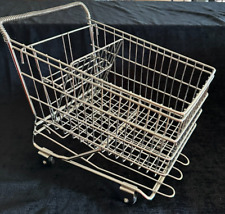 Mini carrinho de compras/cesta/exibição de plantadeira de metal cromado 11" de altura x 11" x 8" de largura comprar usado  Enviando para Brazil
