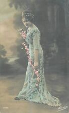 Femme elegante robe d'occasion  Vasles