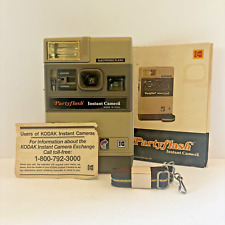 Cámara instantánea vintage para tiempo de fiesta de Kodak hecha en EE. UU. de la década de 1980 manual y correa segunda mano  Embacar hacia Argentina