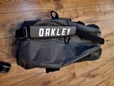 Oakley large khaki for sale  RAINHAM