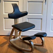 Varier Stokke Thatsit Kniestuhl adjustable kneeling chair Darkblue leather comprar usado  Enviando para Brazil