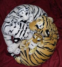 American Furniture Warehouse tigres blancos y naranjas con sus cachorros felpa 21" RD*, usado segunda mano  Embacar hacia Mexico