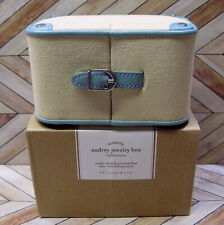 Caixa de joias Pottery Barn Audrey boneca infantil mala tronco vintage azul marfim comprar usado  Enviando para Brazil