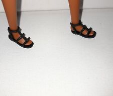 Sandalias de gladiador de muñeca Barbie negras originales pies planos Barbie segunda mano  Embacar hacia Argentina