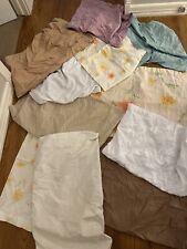 Lote de 11 fundas de almohada - Mezcla de tamaños y telas - Podrían usarse para artesanía/costura segunda mano  Embacar hacia Argentina
