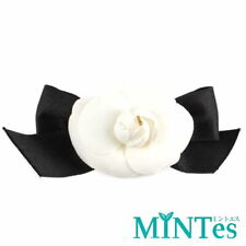 Acessório de cabelo autêntico Chanel camélia barrette preto branco metal arranjo de cabelo comprar usado  Enviando para Brazil