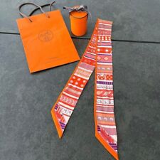 Hermes twilly silk d'occasion  Expédié en Belgium