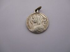 Ancienne medaille religieuse d'occasion  Prades