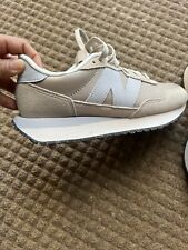 balance women sneakers for sale  Pleasant Hill