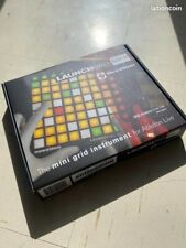 Launchpad mini novation d'occasion  Narbonne