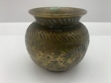 Usato, Vintage Small Brass Pot Vase Trinket Holder Dish 5cm Tall Sun & Leaf Pattern usato  Spedire a Italy