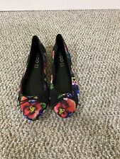 Zapatos planos para mujer ALDO talla 7 con estampado floral segunda mano  Embacar hacia Argentina
