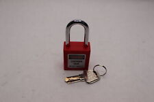 Cadeado de segurança Lockout Tagout com chave vermelha 1-1/2" manilha 00308, usado comprar usado  Enviando para Brazil