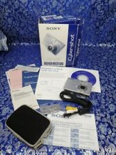 Aparat cyfrowy Sony Cybershot DSC-S730 7.2MP (srebrny) i karta pamięci Sony 256Mb na sprzedaż  Wysyłka do Poland