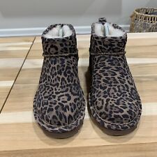Bearpaw women boots for sale  Shelby