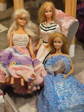 Lote vintage da Barbie com baú e roupas comprar usado  Enviando para Brazil