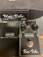 Pedal de efectos para guitarra MXR M68 Uni-Vibe Chorus vibrato usado Univibe segunda mano  Embacar hacia Argentina