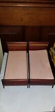 PR SONIA MESSER DOLLHOUSE MINIATURE MAHOGANY SLEIGH BEDS pink striped mattresses, used for sale  Shipping to South Africa