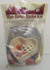 1983 Blue Ridge Basket Kit Heart Basket Commonwealth Perfeito estado 3,5 x 9 x 8" comprar usado  Enviando para Brazil