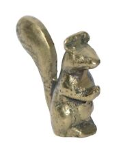 Estatuilla de ardilla de latón animal del bosque pequeño país miniatura 1 1/4" de alto segunda mano  Embacar hacia Argentina