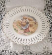 Assiette ancienne relief d'occasion  Le Muy