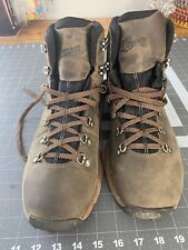 Danner Boots Men’s 11.5 EE 4 1/2” High Chocolate  Chip/Golden Oak  A+ Condition for sale  Shipping to South Africa