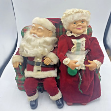 Decoração vintage de ronco de Papai Noel e Sra. Claus sentado no sofá por favor leia comprar usado  Enviando para Brazil