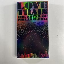 Love Train: The Sound of Philadelphia [Caixa Longa] por Vários Artistas 4 CDs comprar usado  Enviando para Brazil
